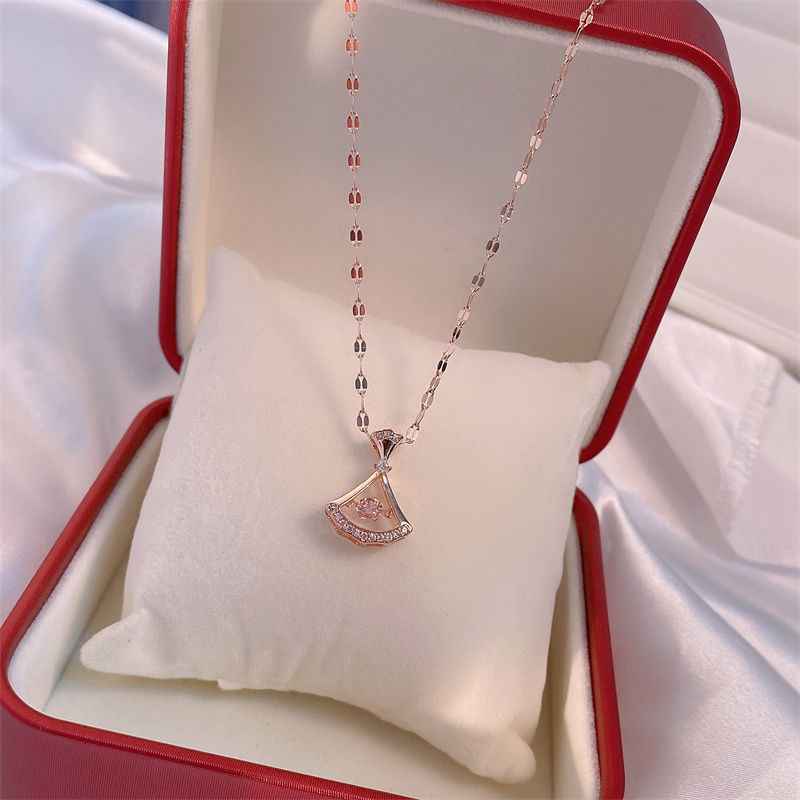 Korean Trend Zircon Luxury Female Necklace Charm Jewelry Gift Fashion Jewelry Woman