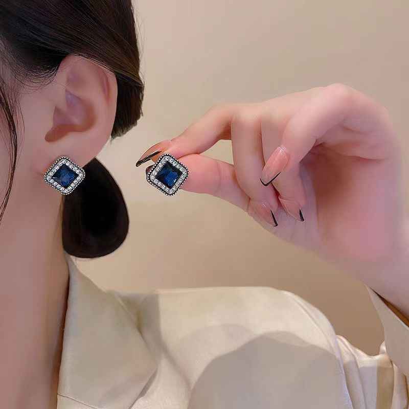 Korean Fashion Blue Diamond Square Minimalist Temperament Personality Square Earrings For Women