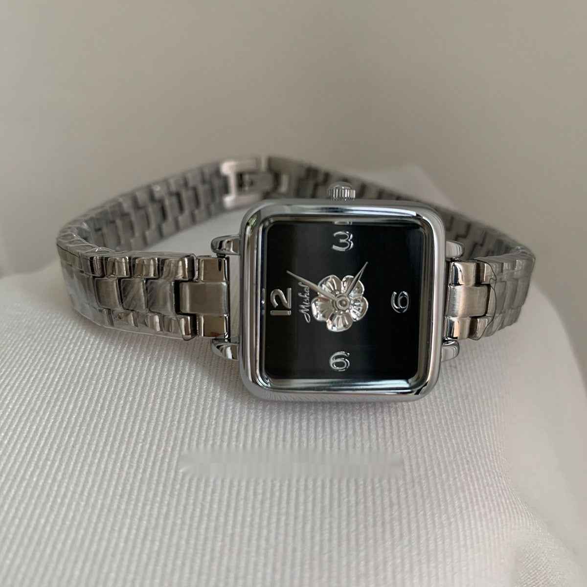 ZUORAN Camellia Steel Chain Square Niche High-grade Elegant Women's Watch