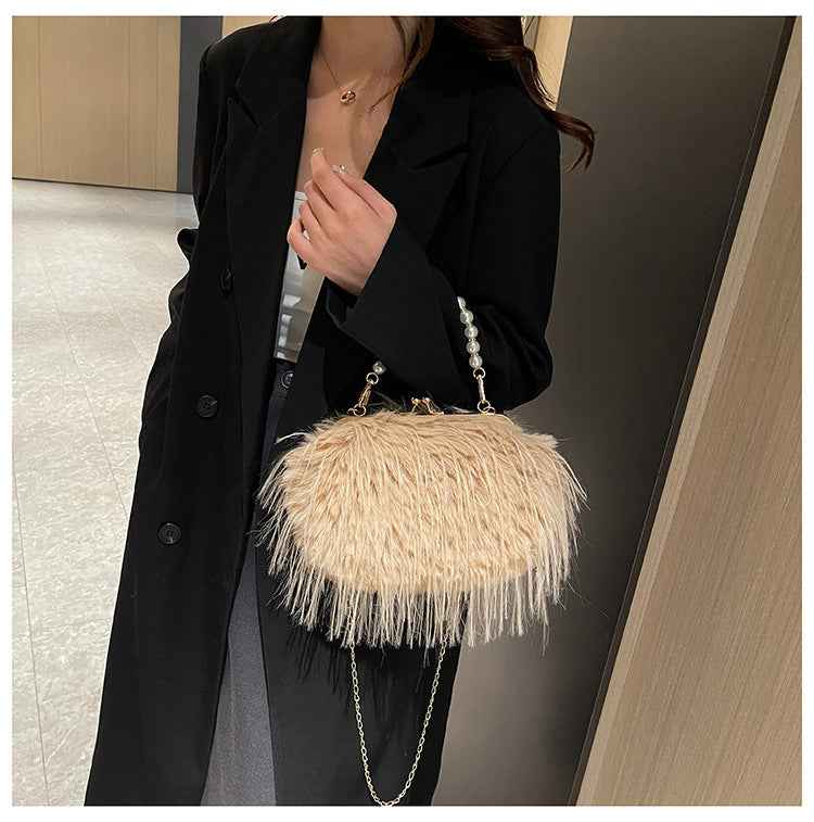 High-grade Versatile Niche Pearl Chain Furry Crossbody Shoulder