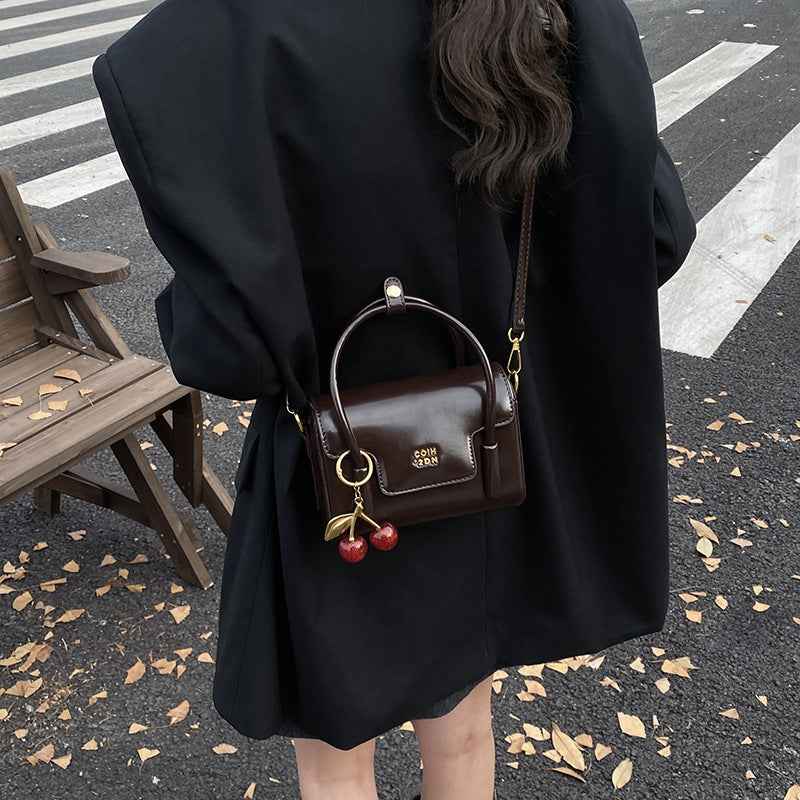 Simple Women's Commuter Shoulder Sling Fashion Handbag