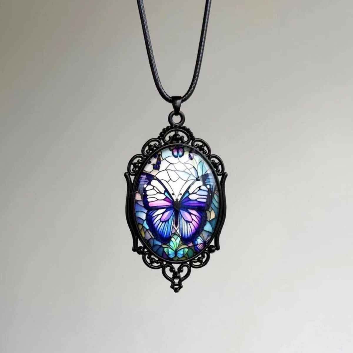Fashionable And Elegant European And American Purple Butterfly Pattern Pendant Necklace
